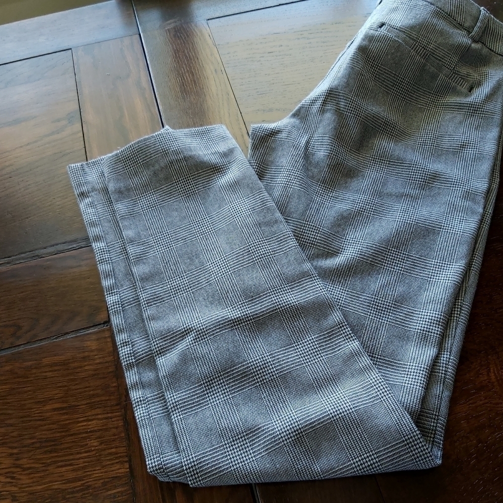 NEW JOE FRESH CHECKED SLIM PANTS/B3